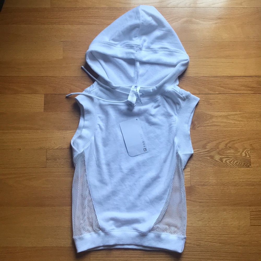 Mesh back hooded Sirena Pullover